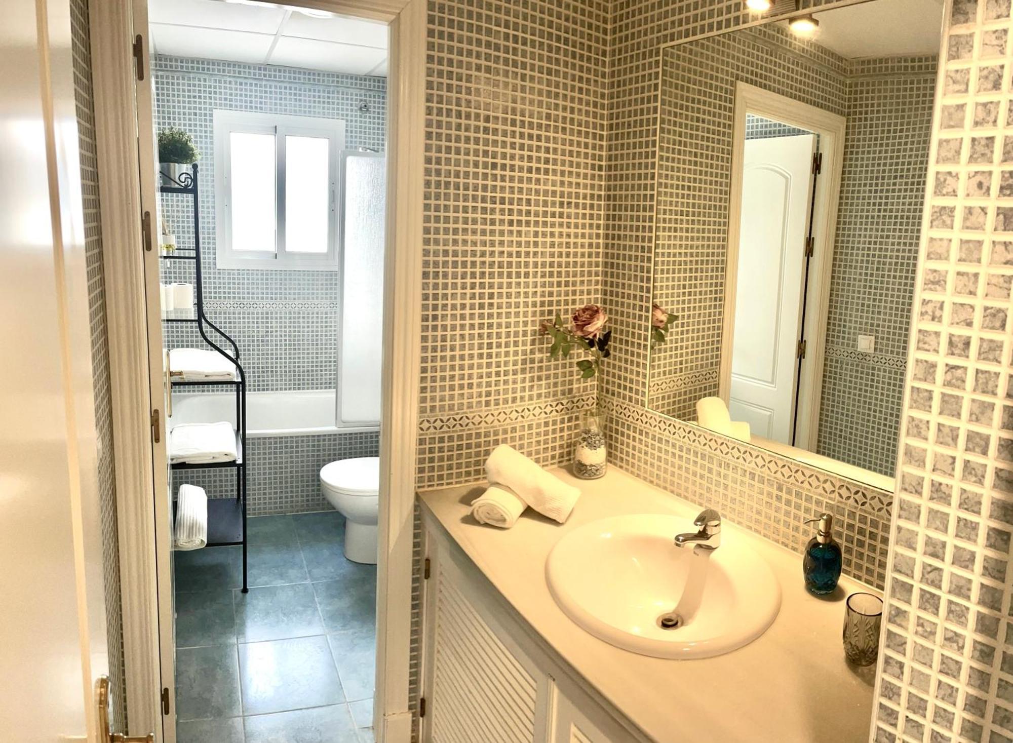 Apartamento Liru Bormujos 2, A 5 Minutos De Sevilla Exterior photo
